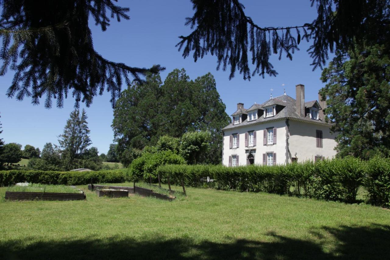 Hostellerie La Bruyere Chalvignac Eksteriør billede