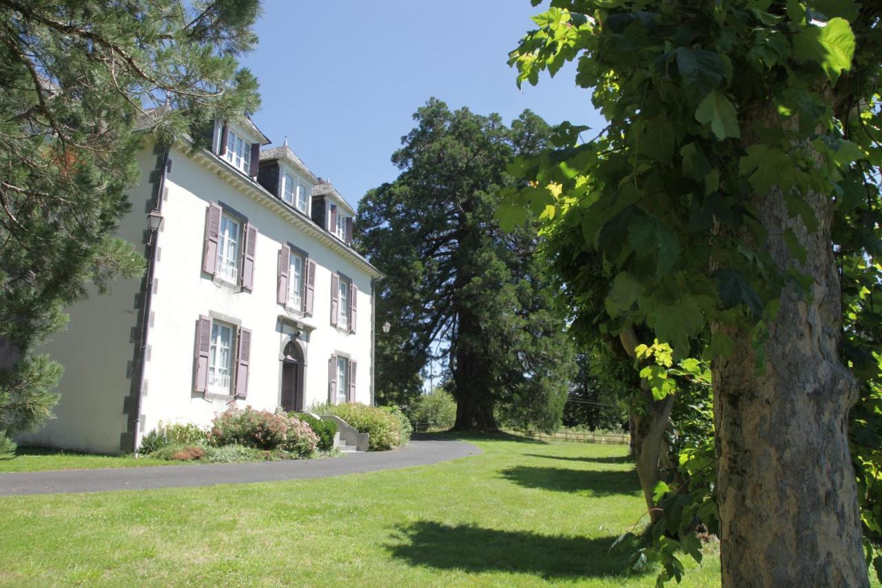 Hostellerie La Bruyere Chalvignac Eksteriør billede