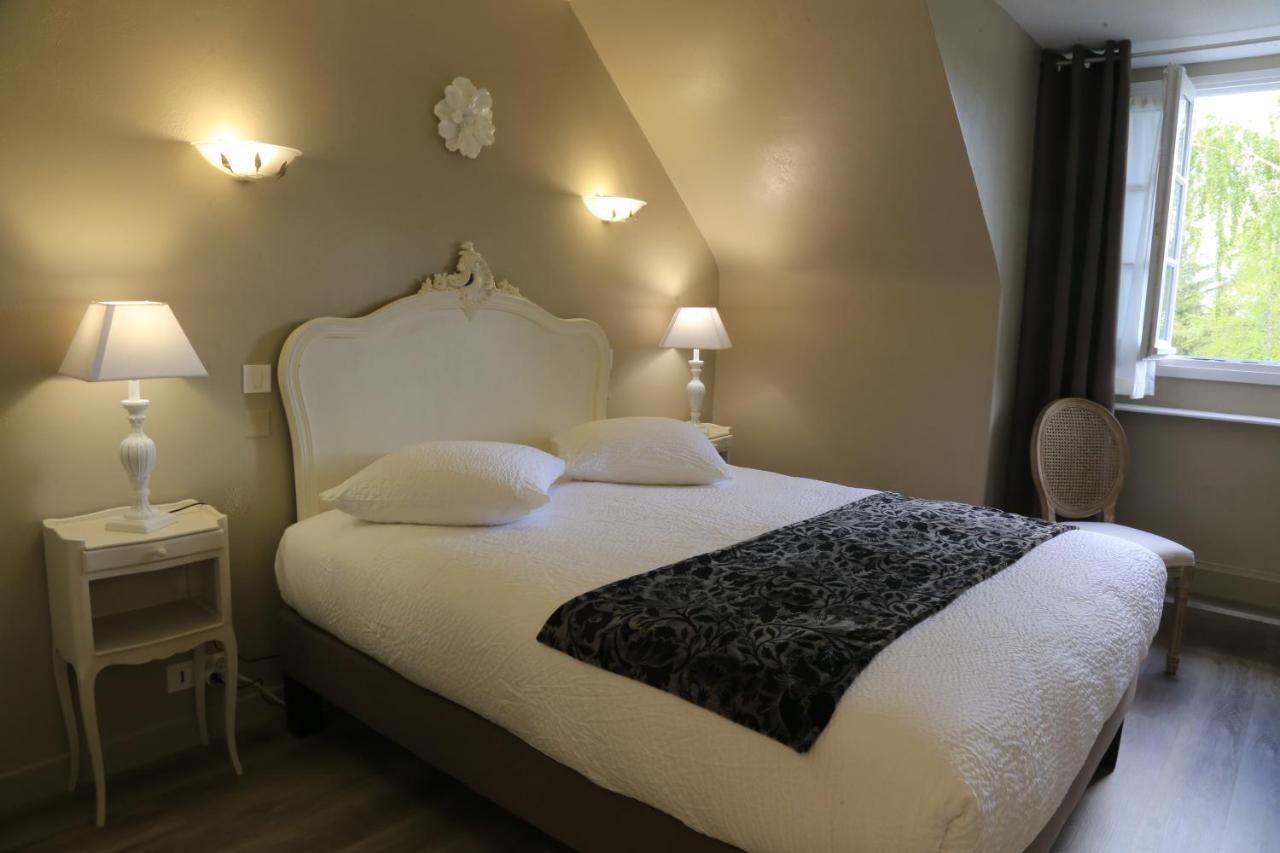 Hostellerie La Bruyere Chalvignac Eksteriør billede