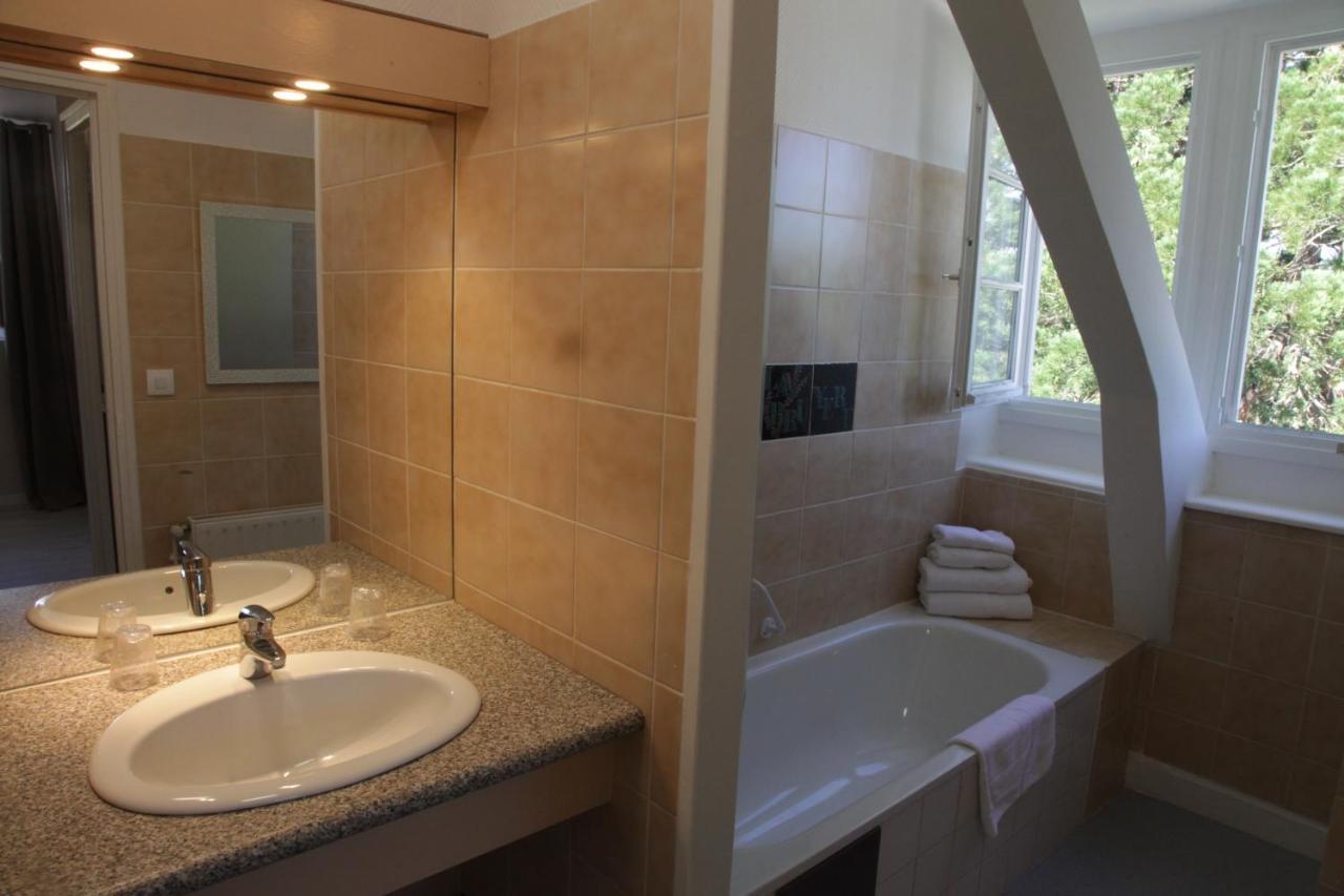 Hostellerie La Bruyere Chalvignac Eksteriør billede